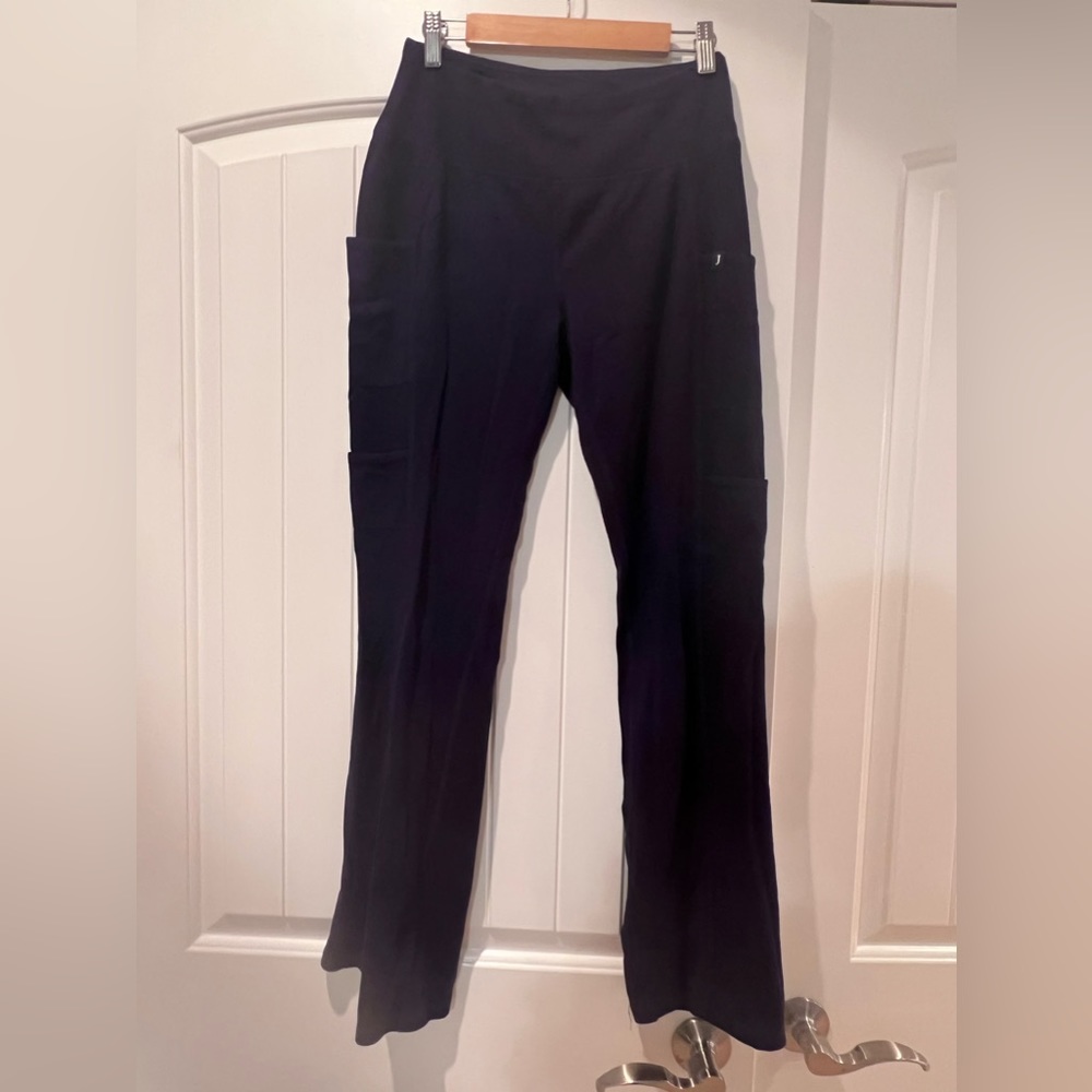 Jaanuu scrub pants!